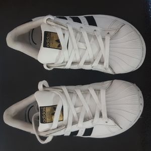 Size 13 excellent condition kids adidas